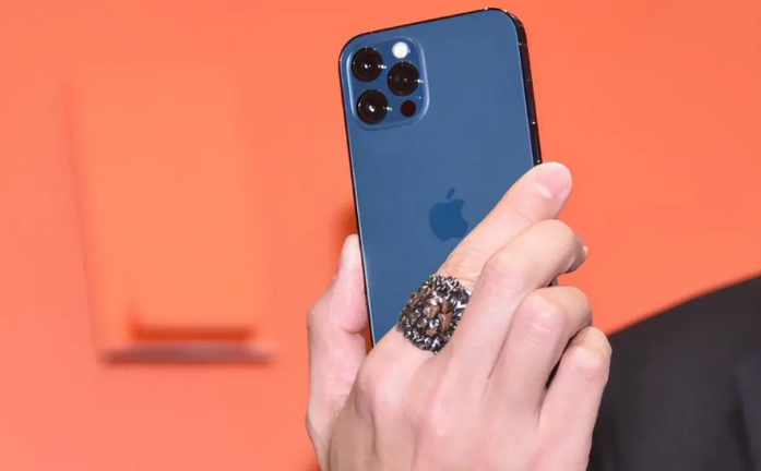 象山苹果手机维修分享iPhone12系列重启方法教程 